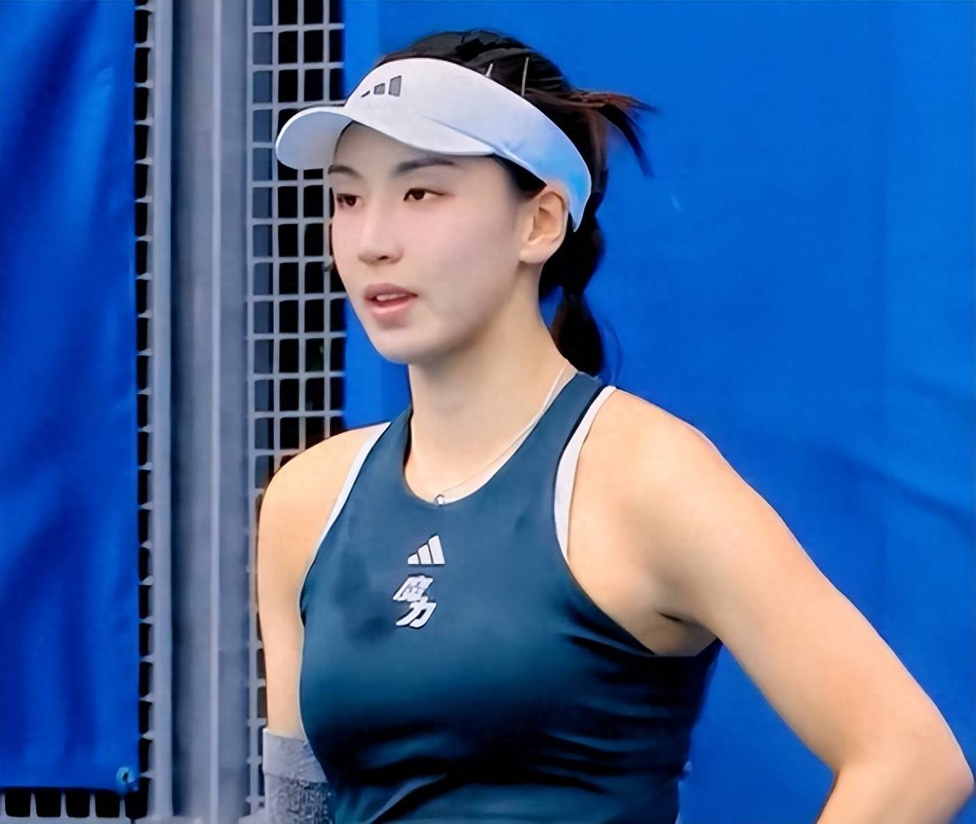 背后隐藏着 背后隐藏着