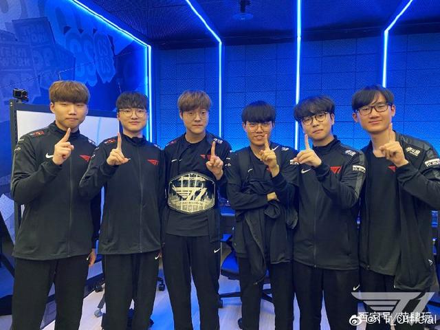 接连拿下两 接连拿下两