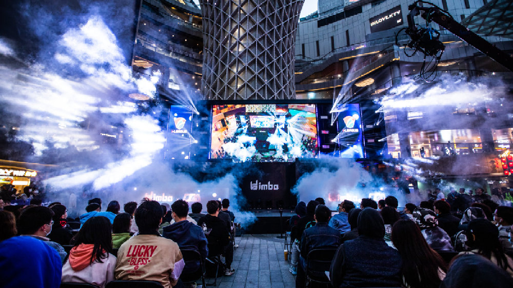 以强化中场 以强化中场