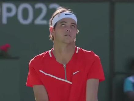 在其官方社 在其官方社